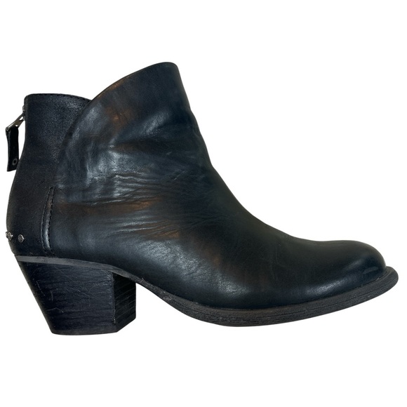 OTBT Ankle Boot Black Leather Zip Back Everyday Women’s Size 8.5 Silver Studded - Picture 1 of 9